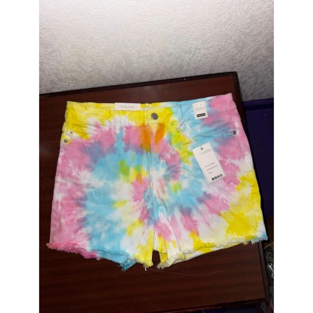 Judy Blue Tie-Dye Shorts L